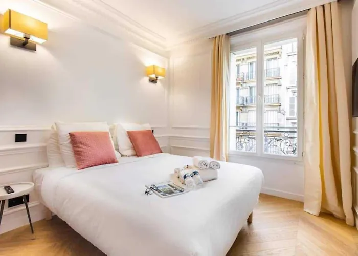 Newly Rebuilt By Architect - Center Of Paris