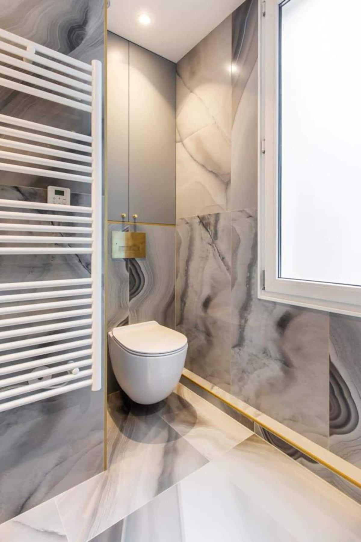 Newly Rebuilt By Architect - Center Of * Paris